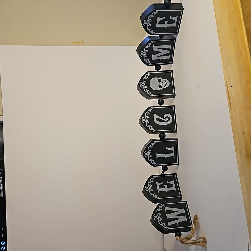 Wooden table decoration "welcome " Halloween decor